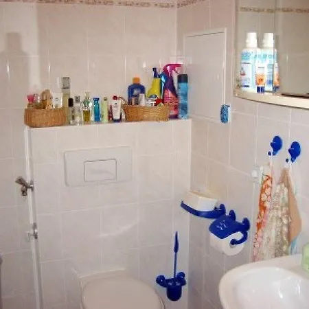 Gaestezimmer-in-privatwohnung-in-leipzig-plagwitz * Lipsko
